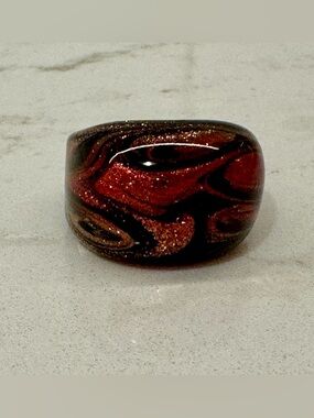♦️ Murano Style Red Gold Glitter Glass Ring Chunky Size 7.25 ♦️